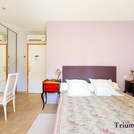 Labastide-en-Val Relais De L'Alsou- Piscine Bed & Breakfast エクステリア 写真