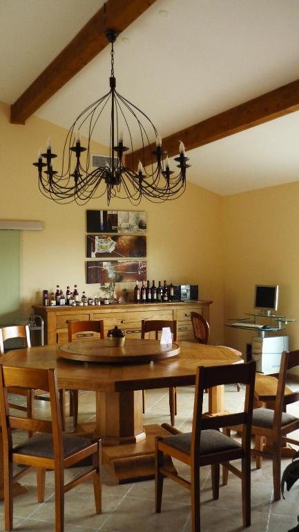 Labastide-en-Val Relais De L'Alsou- Piscine Bed & Breakfast エクステリア 写真