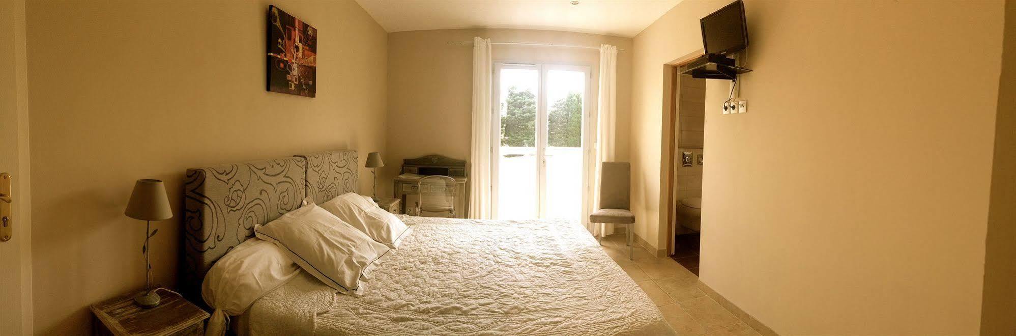 Labastide-en-Val Relais De L'Alsou- Piscine Bed & Breakfast エクステリア 写真